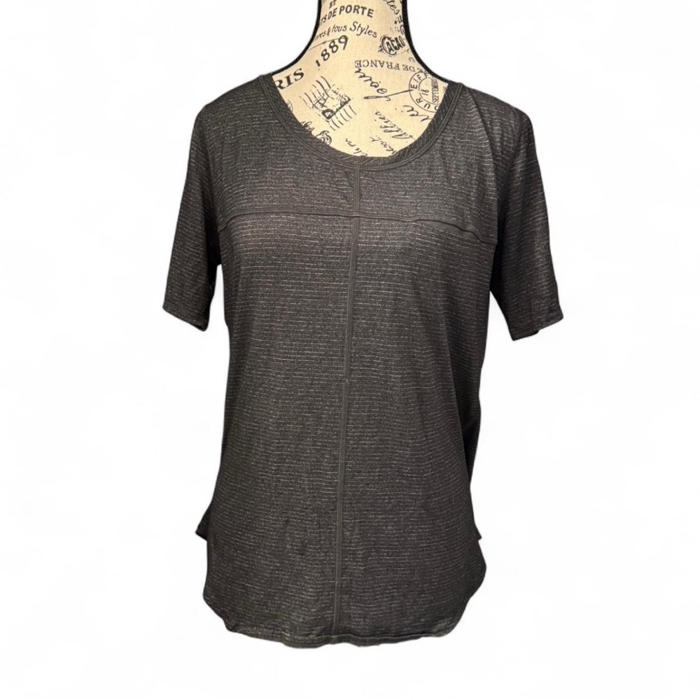 Lululemon Athletica Gray Black Short Sleeve Tee